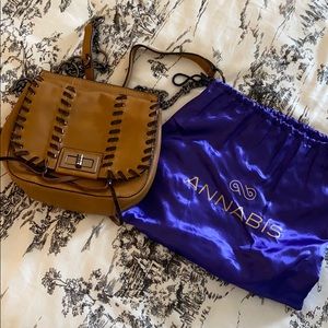 Annabis shoulder bag